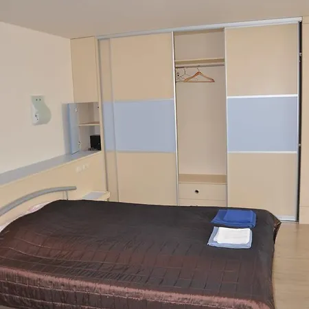 House At * كلابيدا